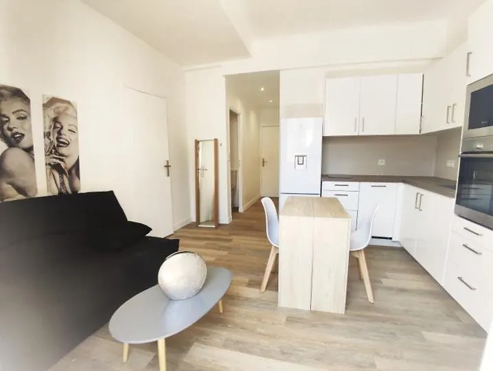 2Pieces - 1 Chambre - Port De Nice - Balcon